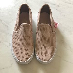New Blush Vans - Women’s Size 7.5 Slip On